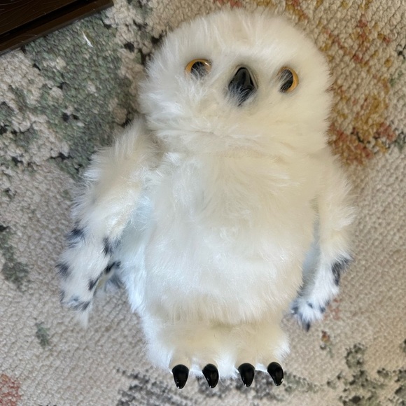 Wizarding World Harry Potter Enchanting Hedwig with over 15 Sounds & Movements - Picture 6 of 15